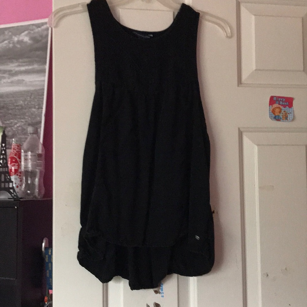 AE black tank top